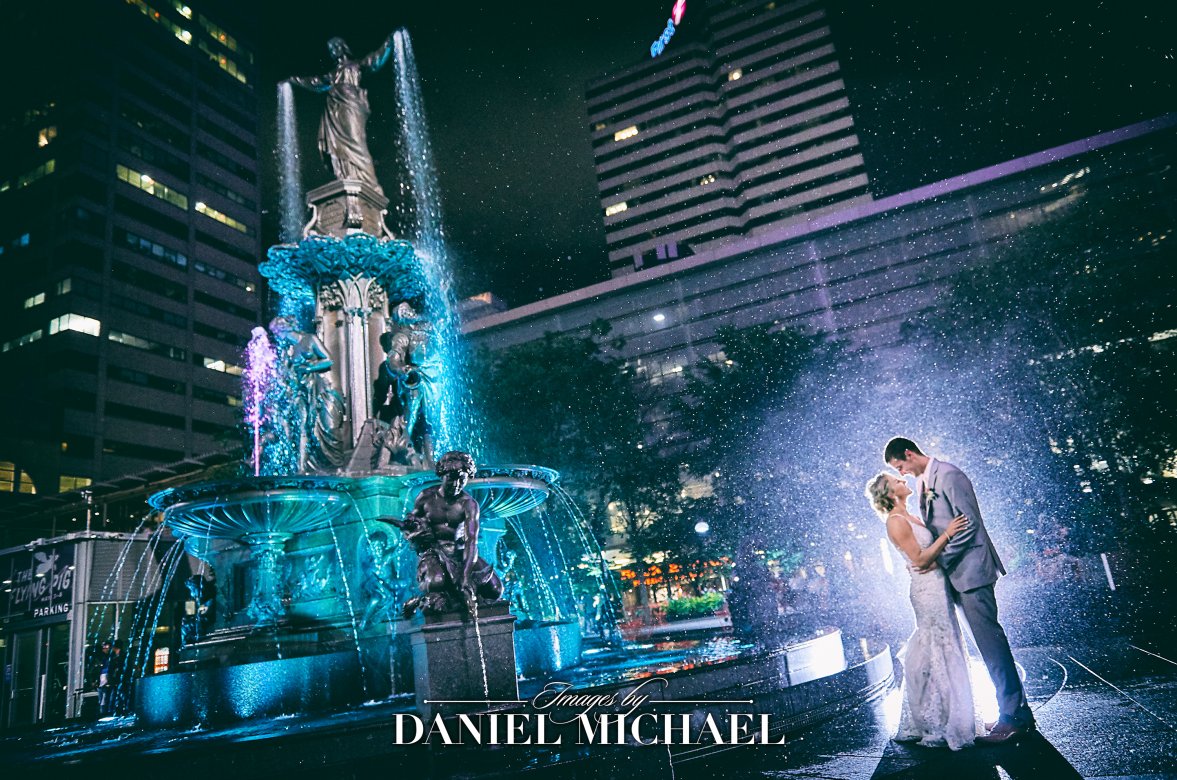 Wedding Photographer in Cincinnati captures dramatic Fountain Square photograph
